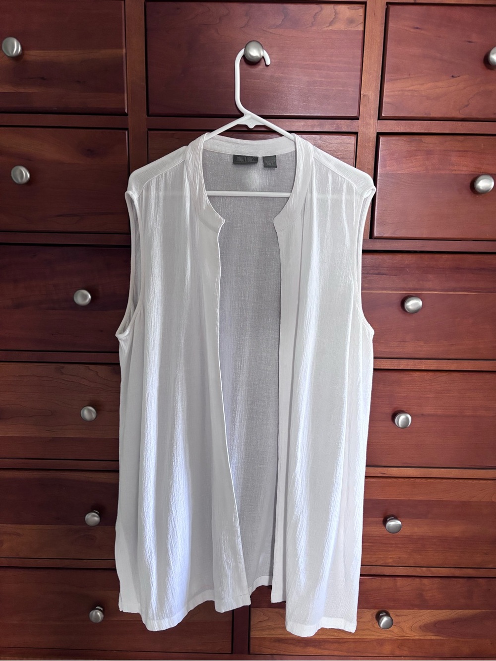 Chico’s Lightweight Sleeveless Open Front Tunic - White
